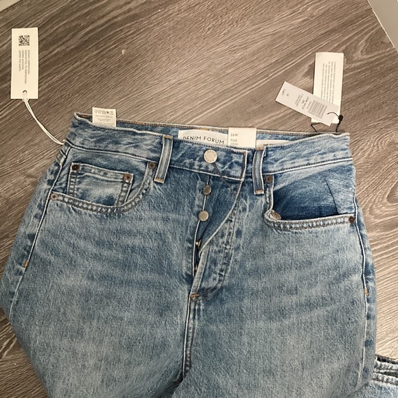 NWT Aritzia Denim Forum Joni Split - High Rise Loose Jeans 26 x 28 - Picture 7 of 10